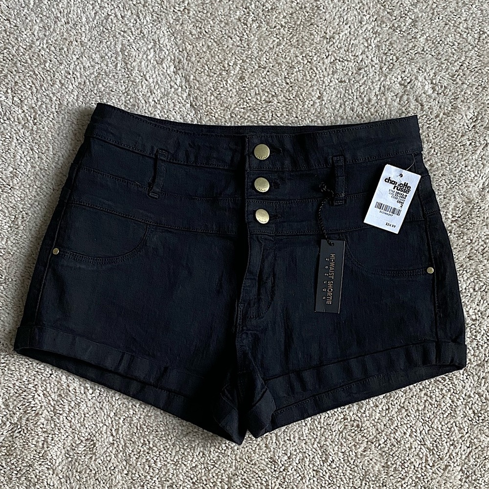 *NWT* Black Size 2 Charlotte Russe Shorts